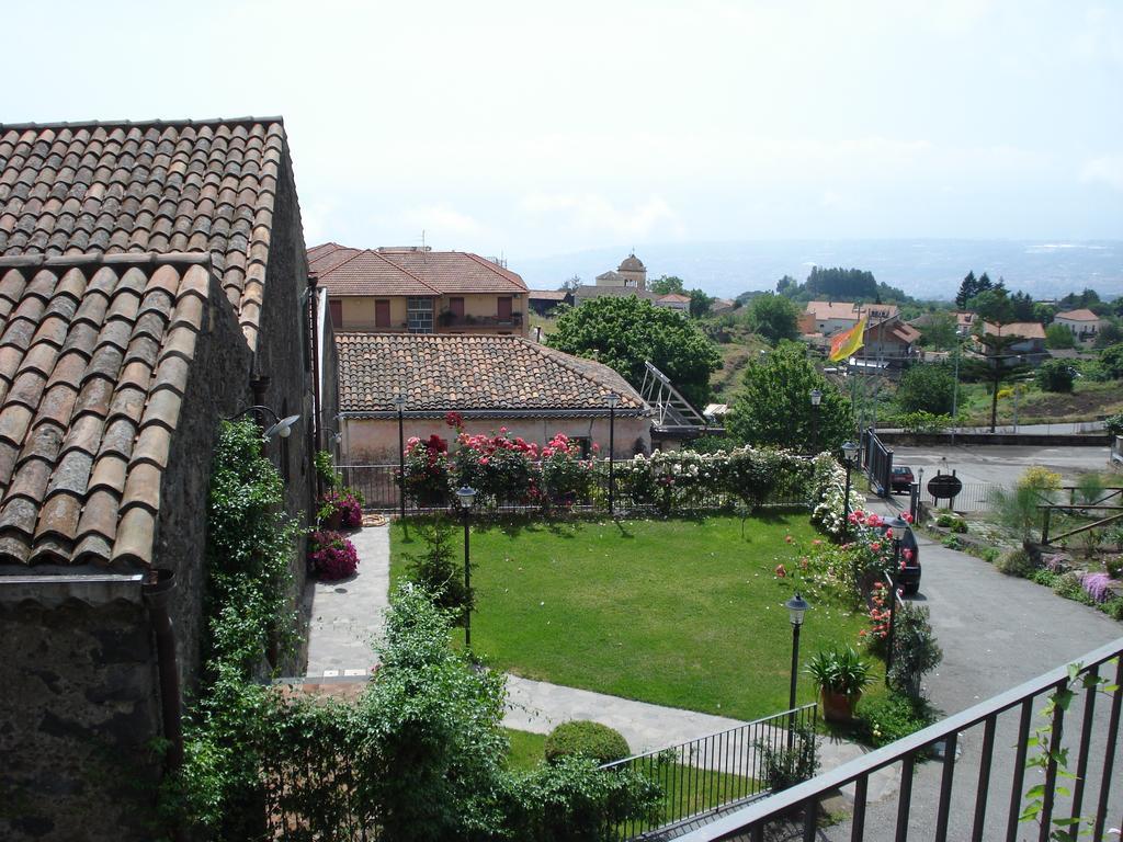 La Pietra Antica O' Munti Mascali Exterior foto